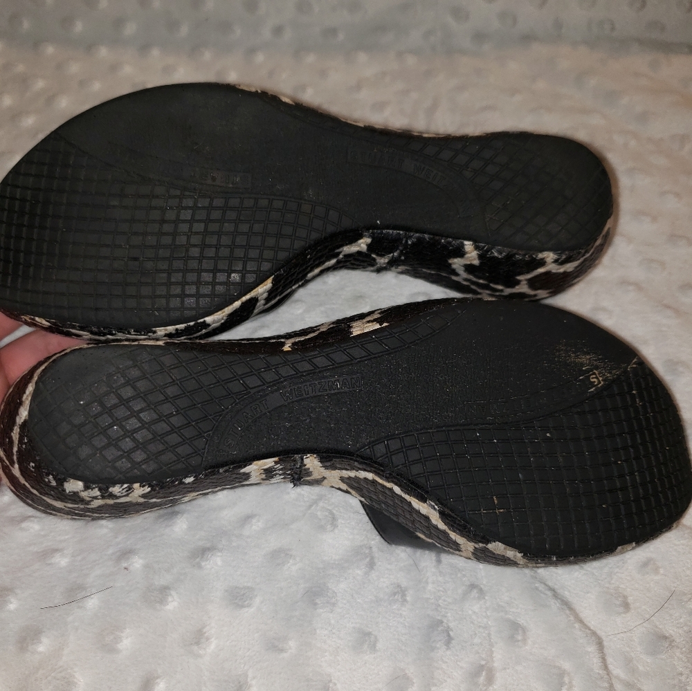 Stuart Weitzman 7 1/2 giraffe animal print buckle - Picture 13 of 16